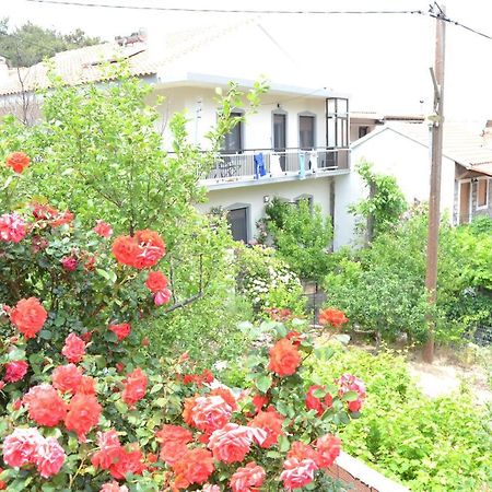 דירות Samothráki Lazatka Flat In Capital Chora מראה חיצוני תמונה